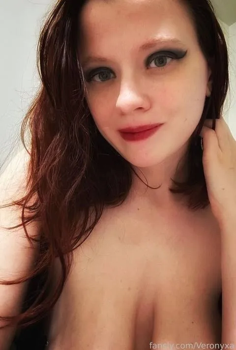 @Veronyxa