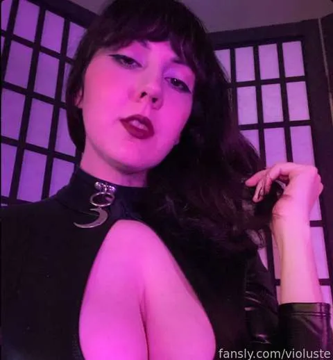 @violuste