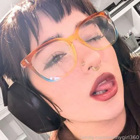 @winnygirl360
