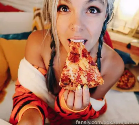 @xoxAprilJames