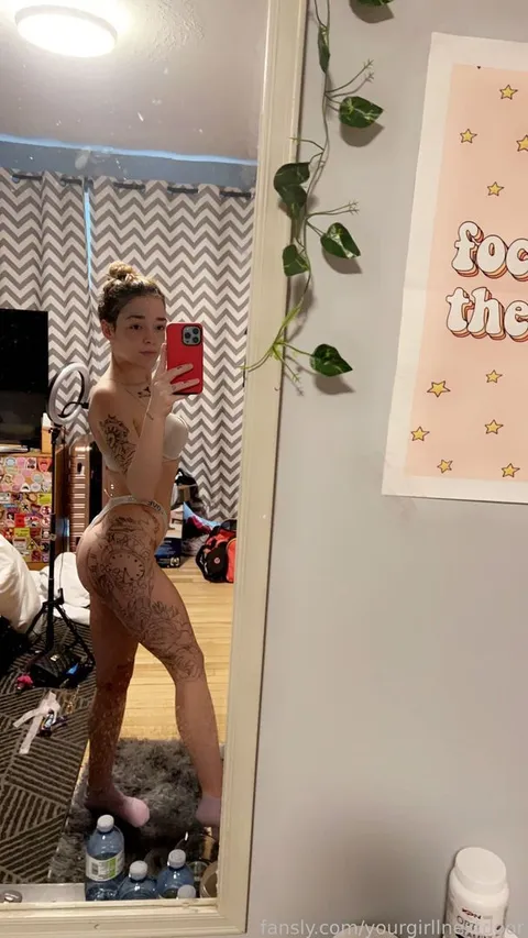 @yourgirllnextdoor