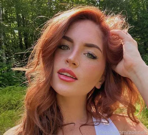 @zoeneli