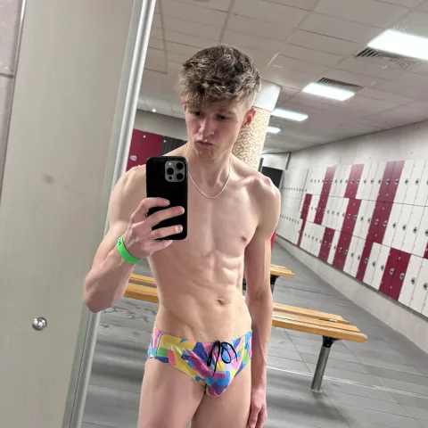 @aiden_twink