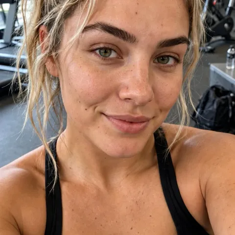 @alyssafitdaily