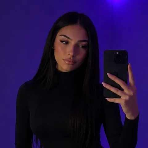 @alyvoicu