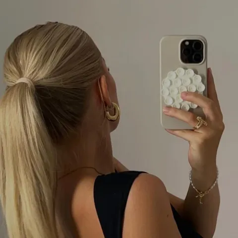 @andrea_warhol_