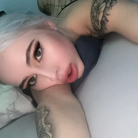 @anjacarina