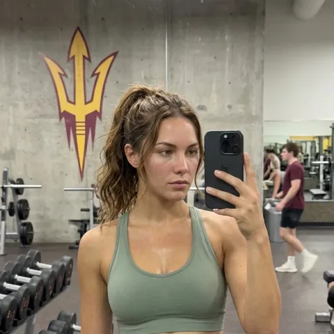 @avaroselifestyle