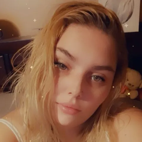 @babygirlzoey
