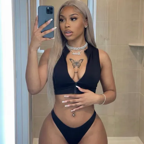 @baddieshaniya