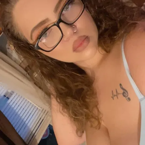 @bbwqueen23
