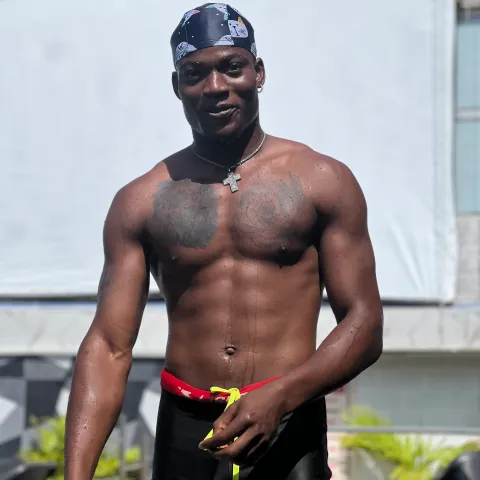 @blackthugthug