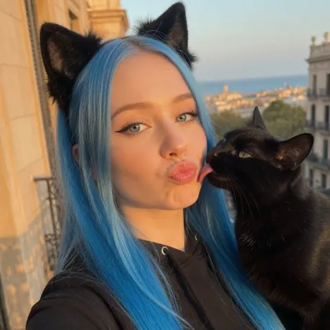@blueblondie.x