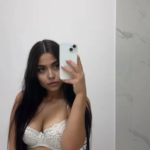 @camelia_perrin