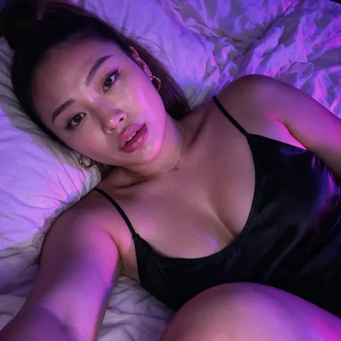 @chloevibes.xo
