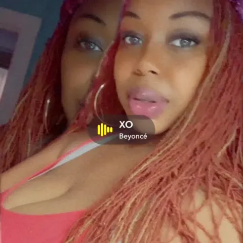 @christyscheekies