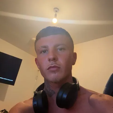 @craigmav2