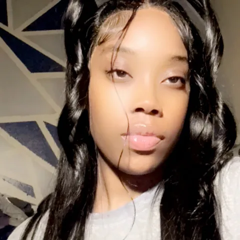 @creamyydelight69