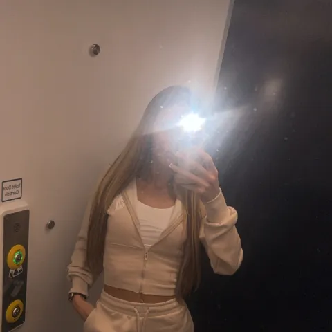 @creyno