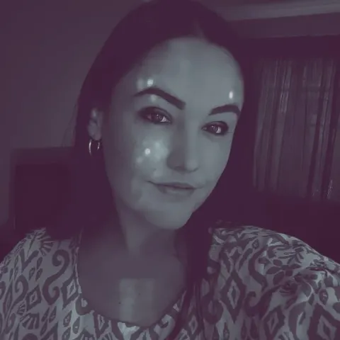 @danielledays