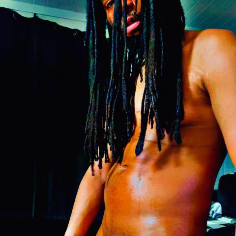 @dariusthelibra