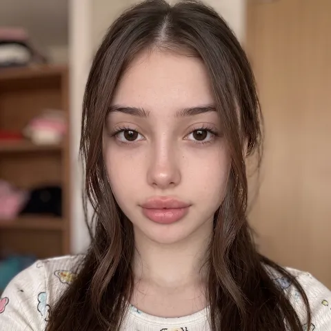 @elaravey