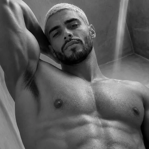 @eliasvega