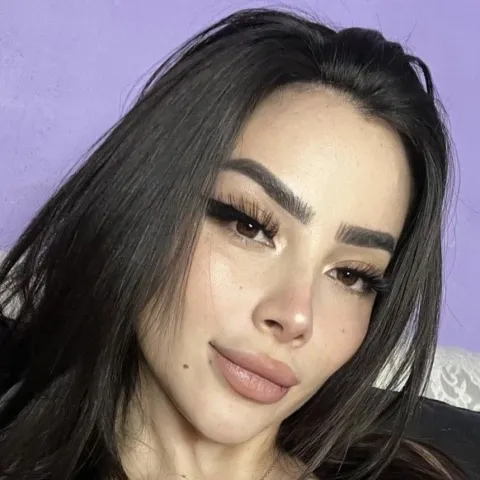 @elinaaa_