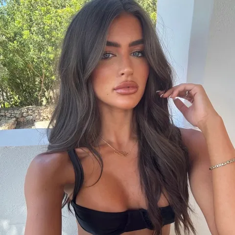 @ellastar98