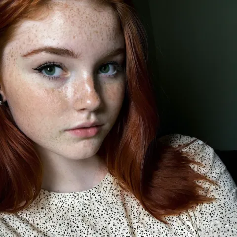 @eloraxoxo2