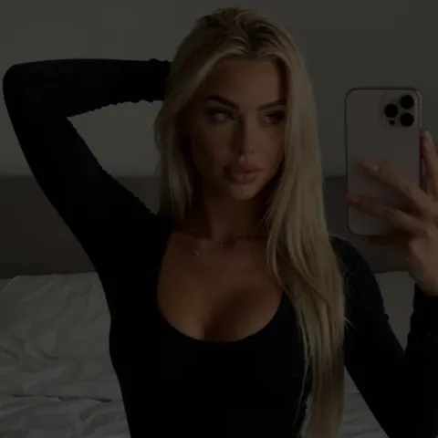 @emily.whiteshawx