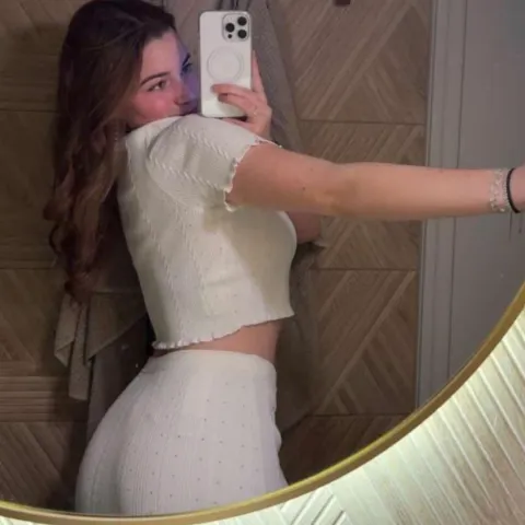 @emmacrn