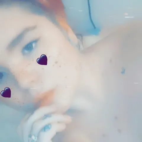 @emo-chick-plays