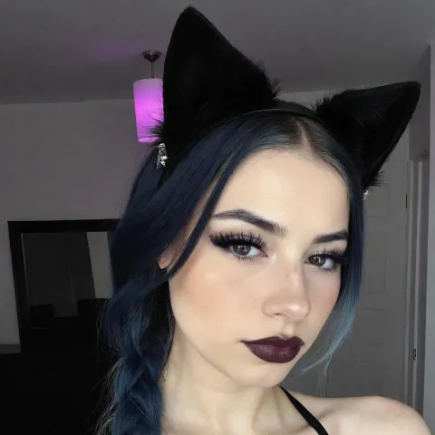 @evelyn.fox