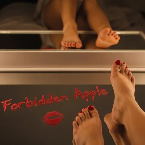 @forbiddenapple