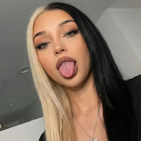 @gothgirl-han-x