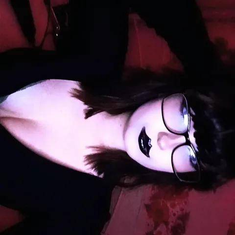 @hxlxbxnny