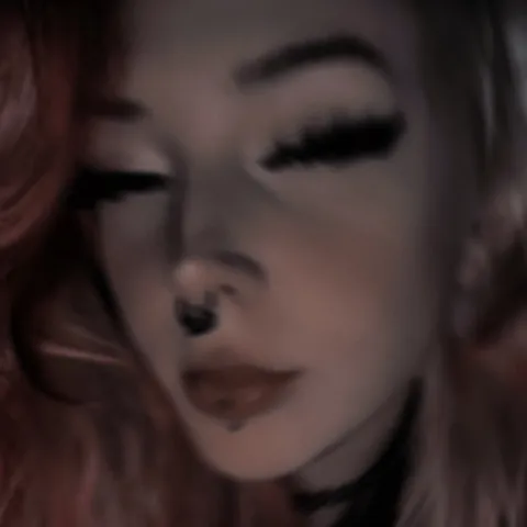 @immadeadhoe