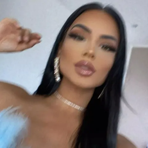 @itskvmelia