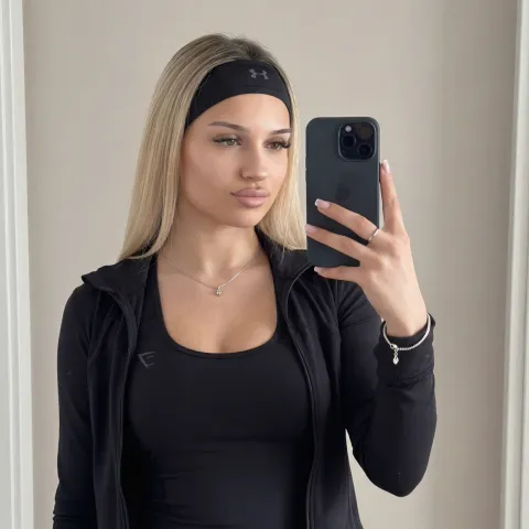 @itsnina1