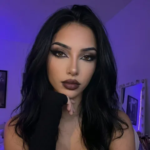 @justkira
