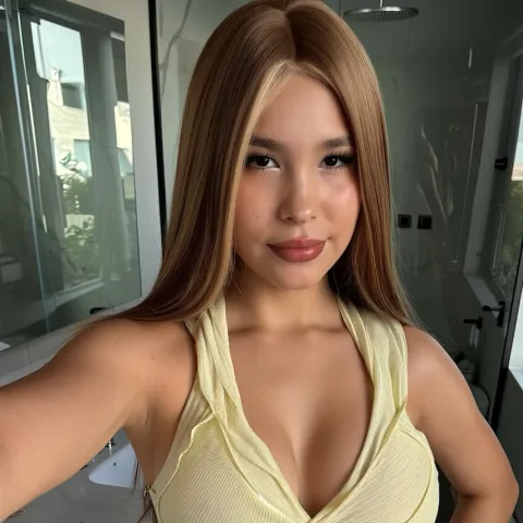 @karinasweett