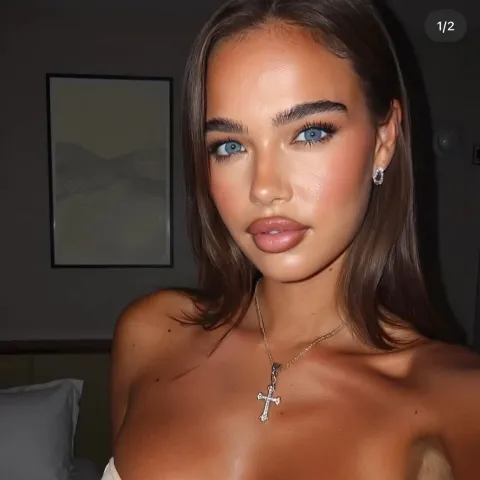 @kellycortez