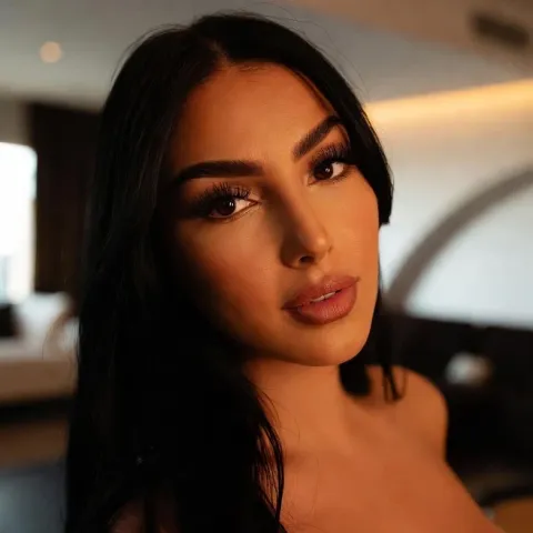@kiaracruzz