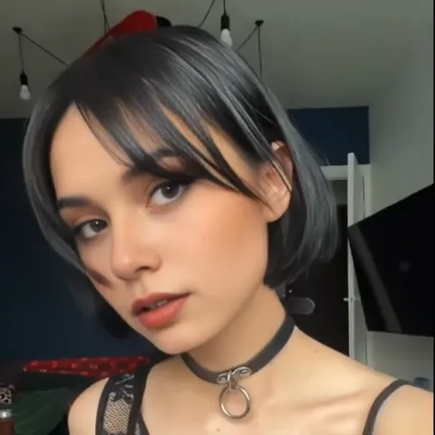 @lily_lust