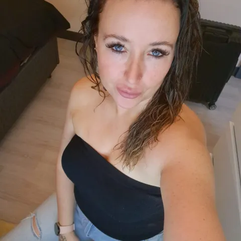 @monaxo