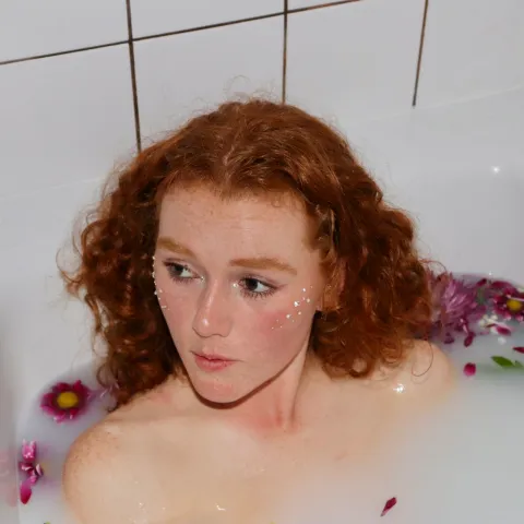@rosietheredhead