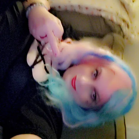 @traphouseslutbunny