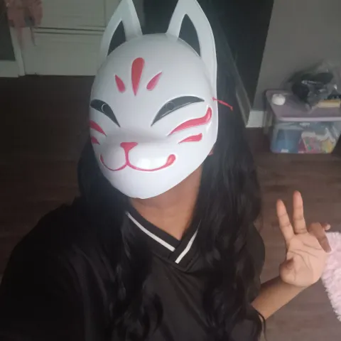 @yourmaskkitten