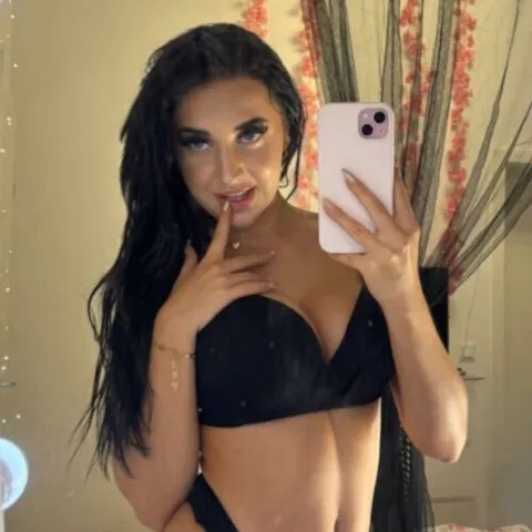 @aylinaustria